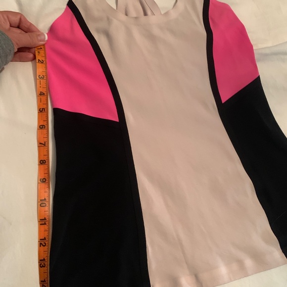 🍋Lululemon Cool Racerback Surf Bonded Tank - parfait pink / black - Picture 4 of 5